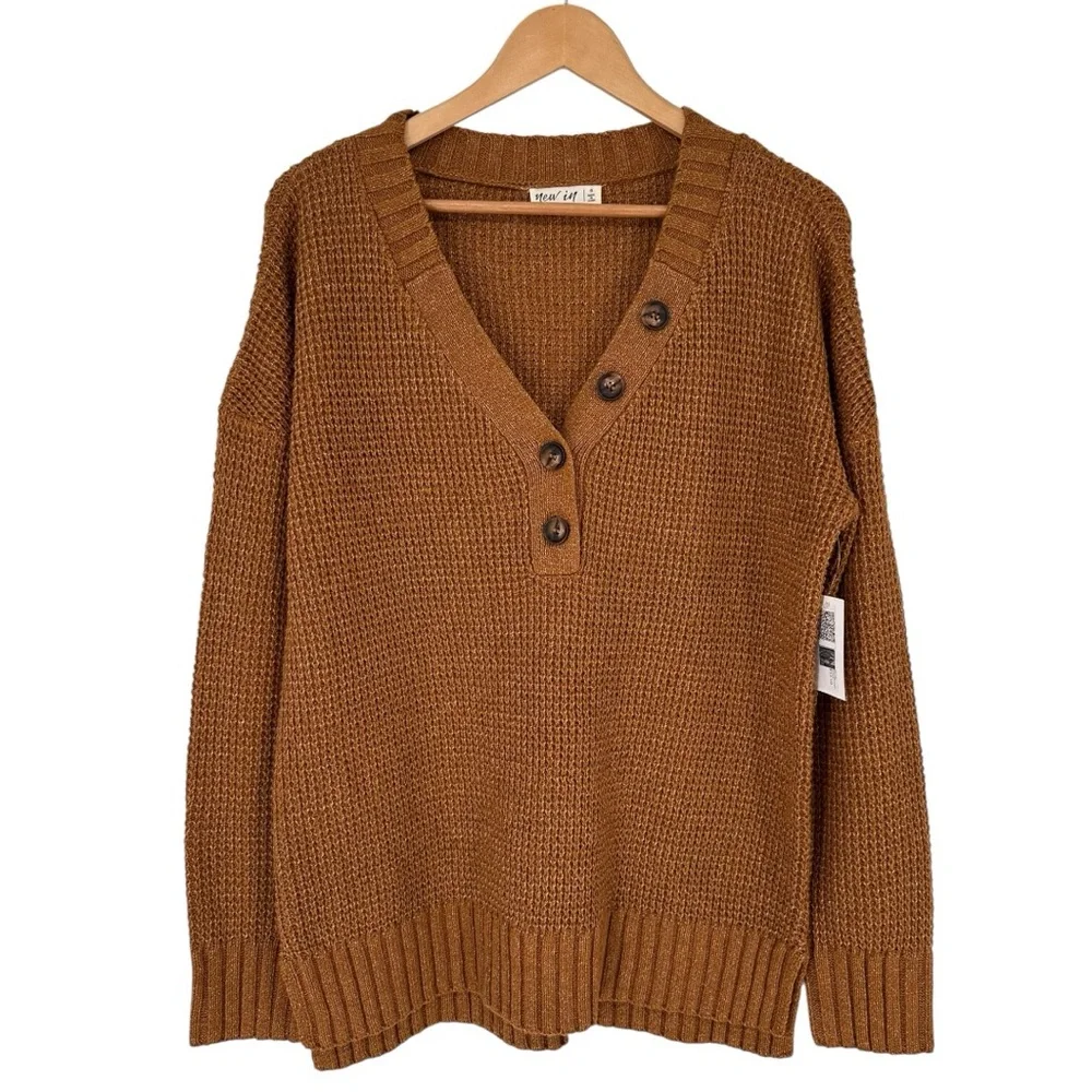 New In Camel Knit Sweater size Small Button Detail Long Sleeves NWT V Neck